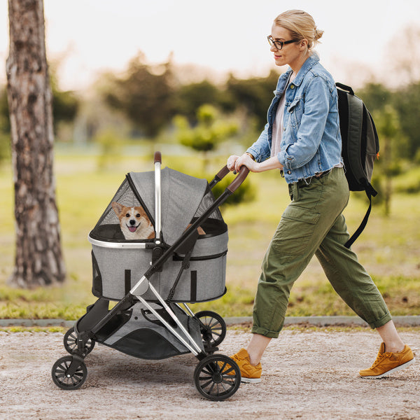 3 in 1 animale Stroller. Designed for convenience, safety, and style, it's the perfect gift for your beloved furry companions
