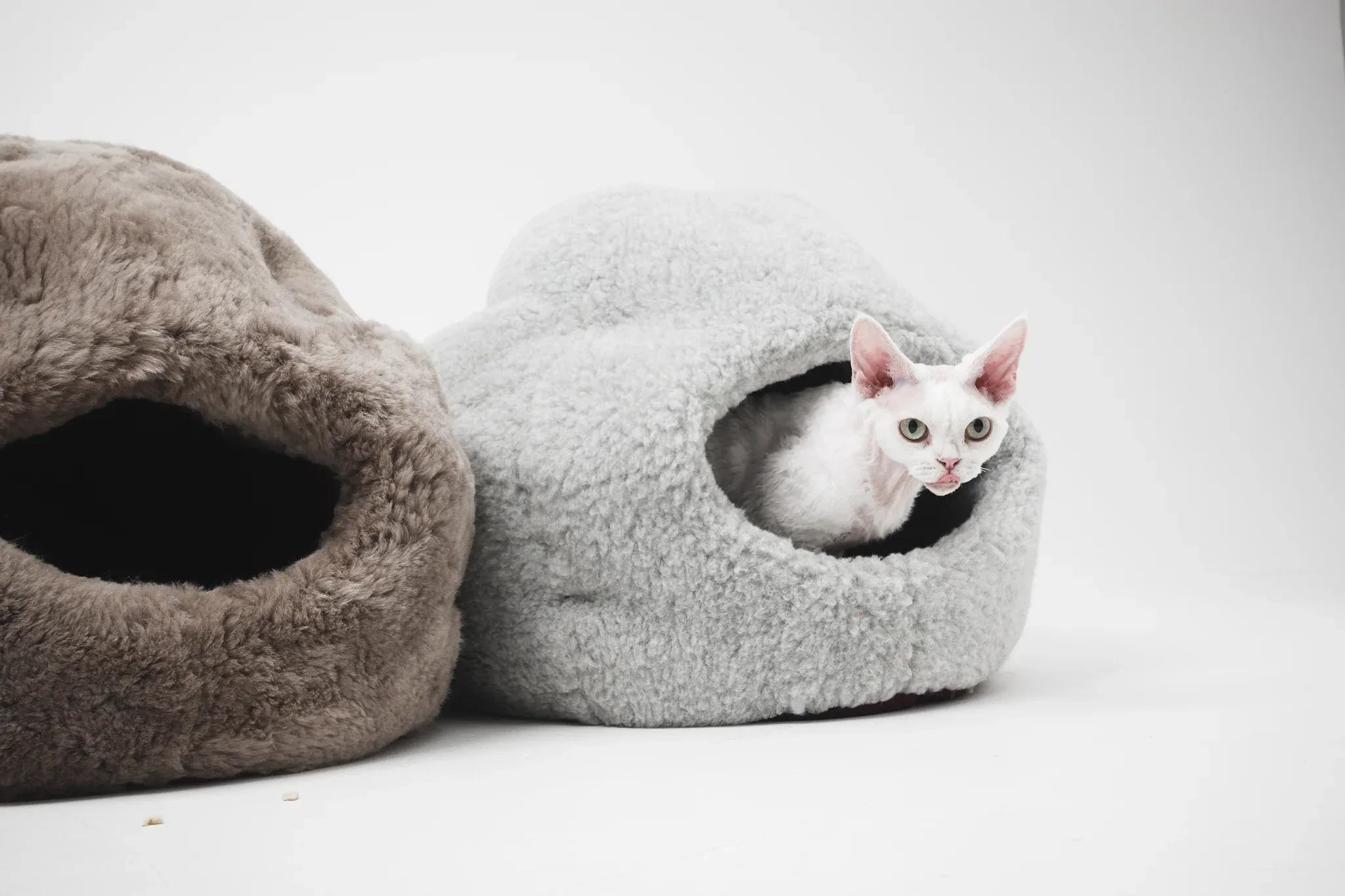 Nest Natural Woolen Pet Bed - Gray