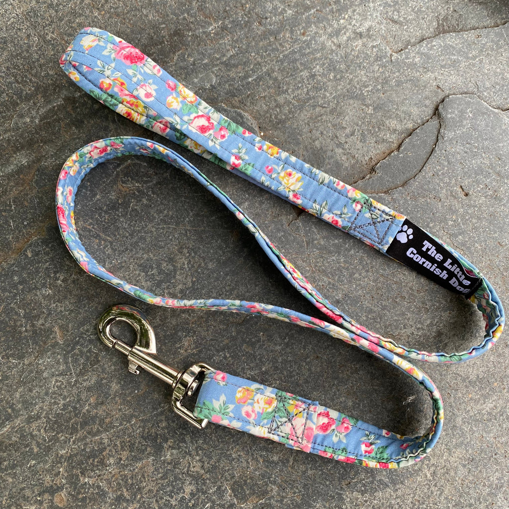 Colección de rosa floral azul