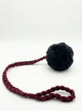 Lana Pom Tug Toy - nero