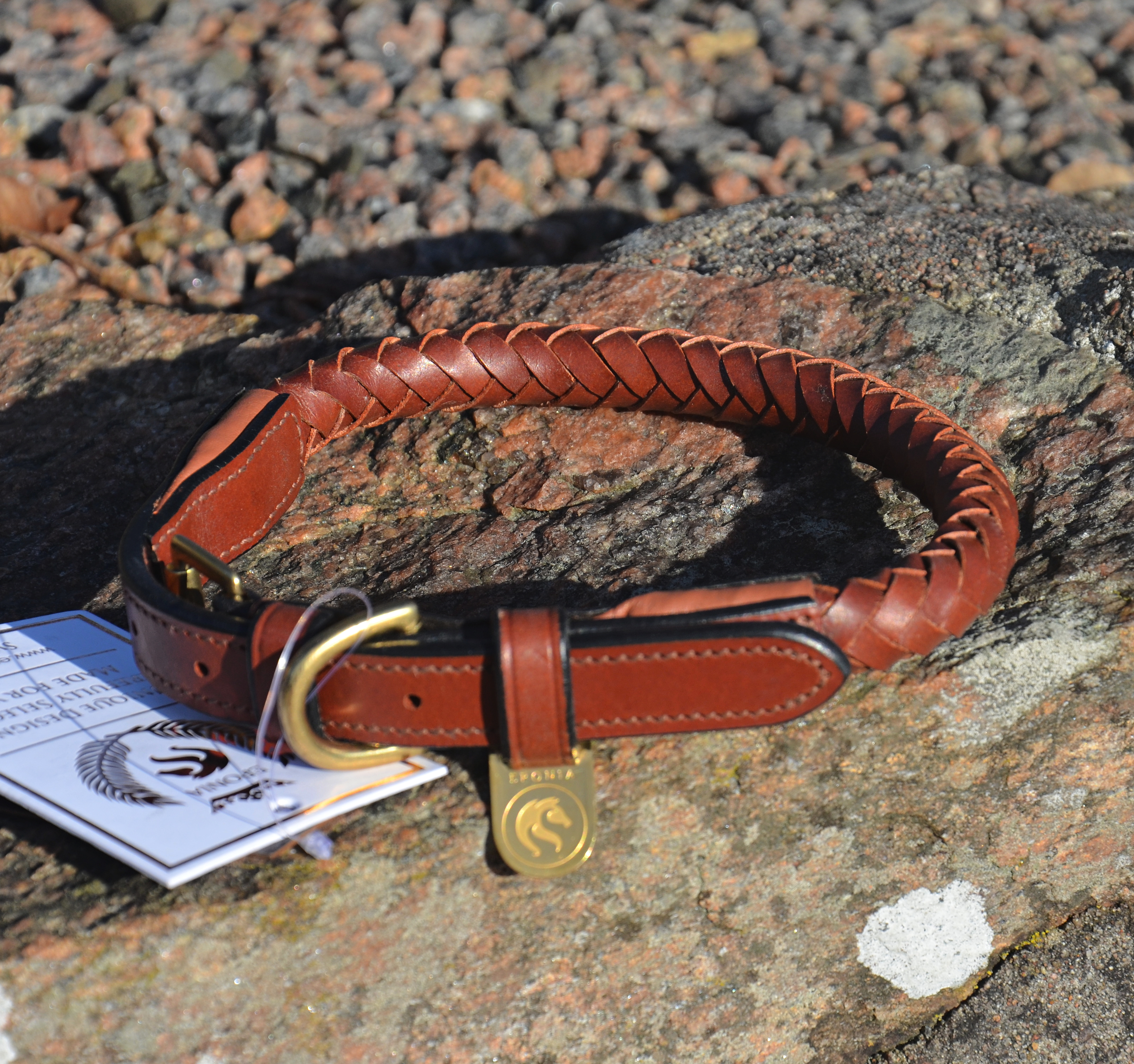 Premium Collare per cane in rounded natural tanned leather