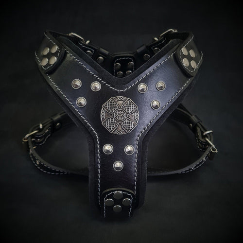 Arnés Maximus negro y plateado para perros